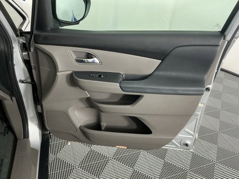 Used 2015 Honda Odyssey EX image 15