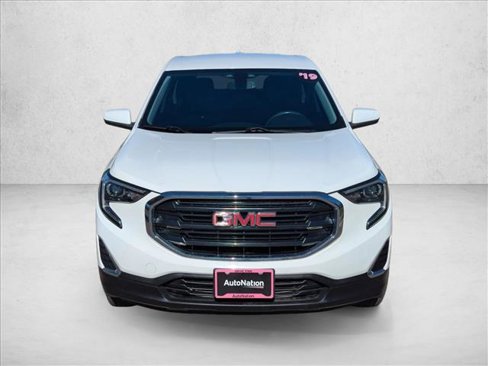Used 2019 GMC Terrain SLE image 2