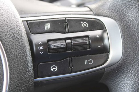 Used 2022 Kia K5 LXS image 29