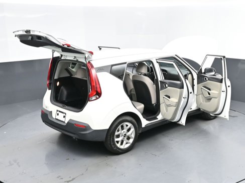 Used 2022 Kia Soul S image 18