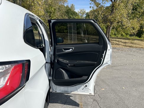 Used 2023 Ford Edge SEL image 28