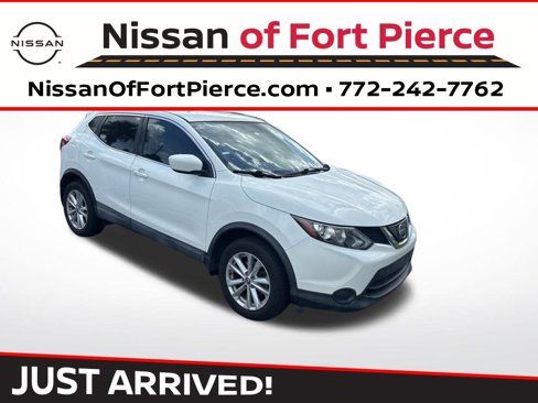 Used 2019 Nissan Rogue Sport S w/ Appearance Package image 1