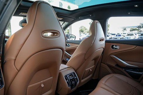 Used 2023 Aston Martin DBX image 38