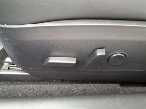 Used 2020 Tesla Model 3 Standard Range image 12