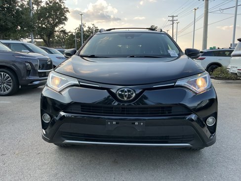 Used 2018 Toyota RAV4 XLE image 2