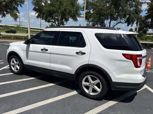 Used 2019 Ford Explorer FWD image 4