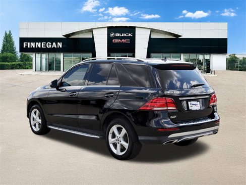 Used 2019 Mercedes-Benz GLE 400 4MATIC image 5