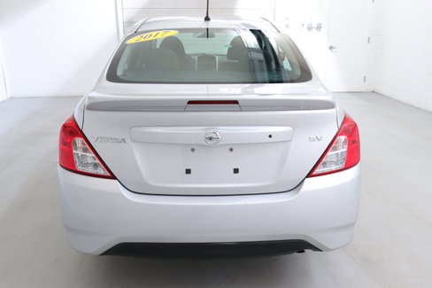Used 2017 Nissan Versa SV image 7