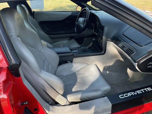 Used 1994 Chevrolet Corvette Coupe image 21