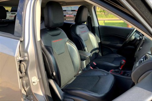 Used 2020 Jeep Compass Trailhawk image 8