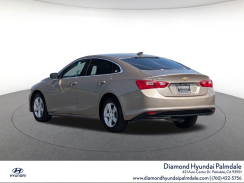 Used 2023 Chevrolet Malibu LT w/ Driver Confidence Package image 5