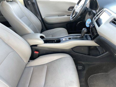 Used 2021 Honda HR-V EX-L image 14