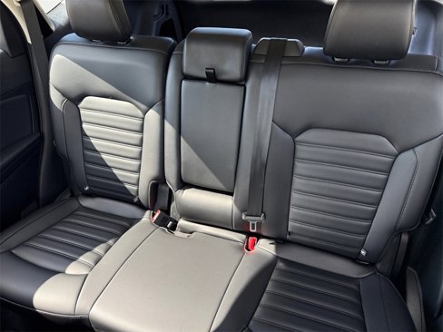 Used 2024 Ford Edge SEL image 13