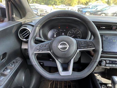 Certified 2022 Nissan Kicks SR w/ Premium Package image 13