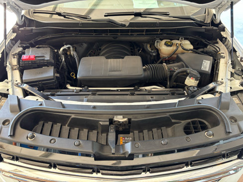 Used 2021 Chevrolet Suburban LT w/ Rear Media and Nav Package image 31