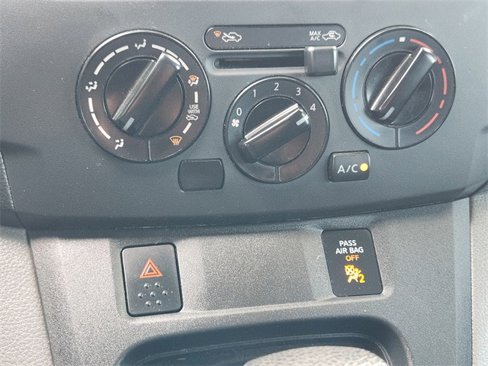 Used 2021 Nissan NV200 S image 19