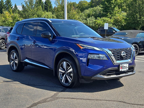 Used 2023 Nissan Rogue SL w/ SL Premium Package image 4