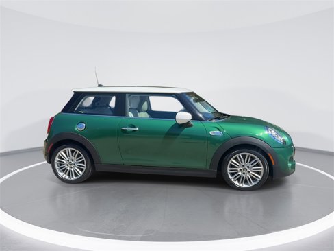 Used 2020 MINI Cooper S w/ Signature Upholstery Package image 9