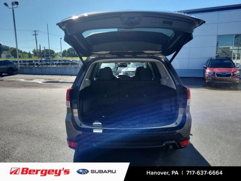 Used 2020 Subaru Forester Premium image 12