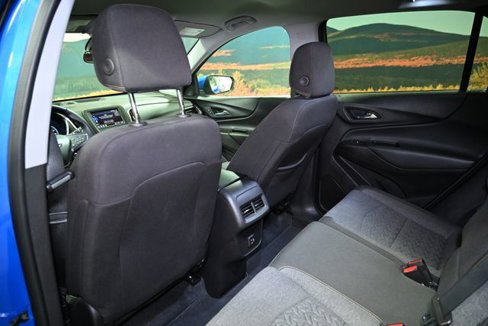 Used 2024 Chevrolet Equinox LT image 53