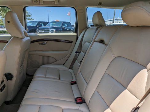 Used 2008 Volvo V70 image 14