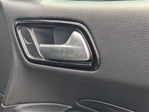 Used 2022 Dodge Durango SXT image 33
