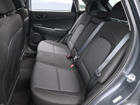 Used 2022 Hyundai Kona SEL image 12