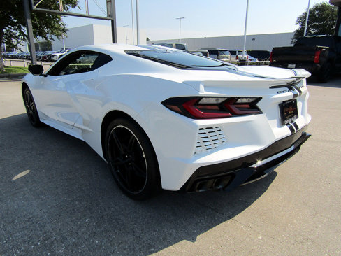 Used 2023 Chevrolet Corvette Stingray Preferred Cpe w/ Z51 Performance Package image 7