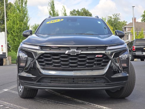 Used 2024 Chevrolet Trax RS w/ Driver Confidence Package image 16