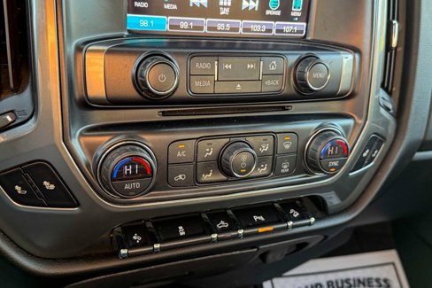 Used 2018 Chevrolet Silverado 1500 LT w/ All Star Edition image 19