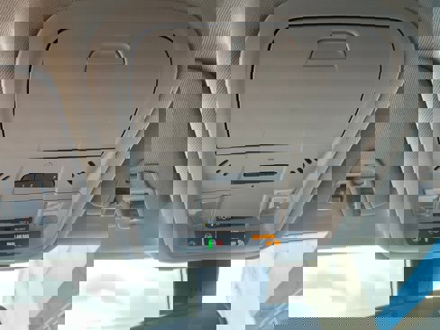 Certified 2024 GMC Terrain SLT image 29
