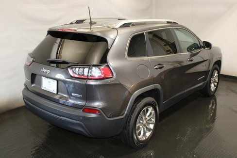 Used 2020 Jeep Cherokee Latitude Plus w/ Comfort/Convenience Group image 4
