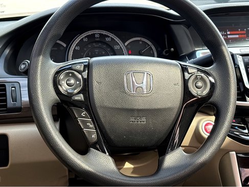 Used 2016 Honda Accord EX image 15