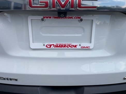 Used 2023 GMC Acadia AT4 w/ Technology Package image 12