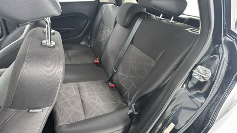 Used 2013 Ford Fiesta SE image 12