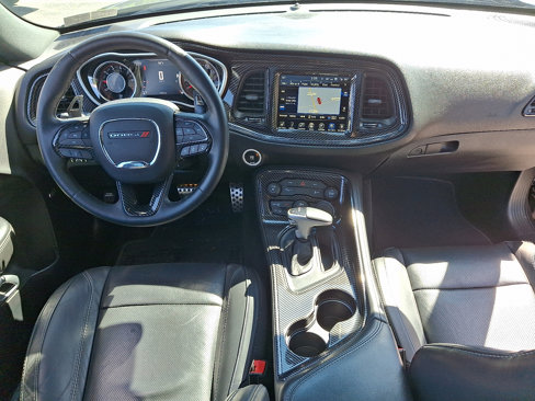 Used 2015 Dodge Challenger SXT Plus image 15