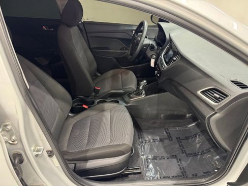 Used 2019 Hyundai Accent SE image 23