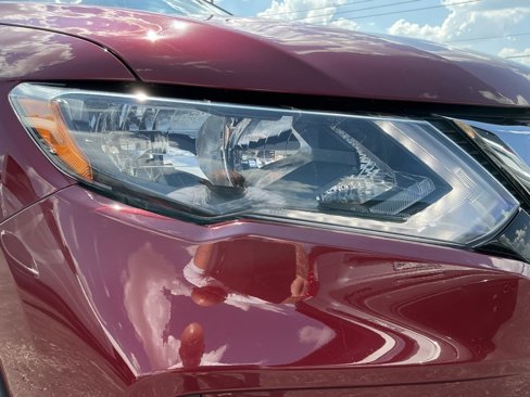 Used 2020 Nissan Rogue SV w/ Premium Package image 8