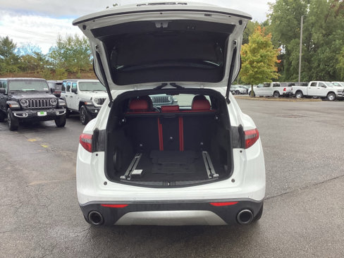 Used 2019 Alfa Romeo Stelvio Ti Sport w/ Quick Order Package 22S Sport image 10