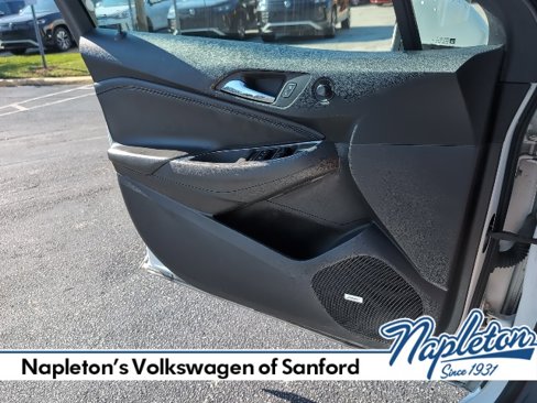 Used 2017 Chevrolet Cruze Premier image 20