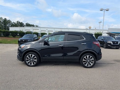 Used 2021 Buick Encore Preferred w/ Safety Package image 6