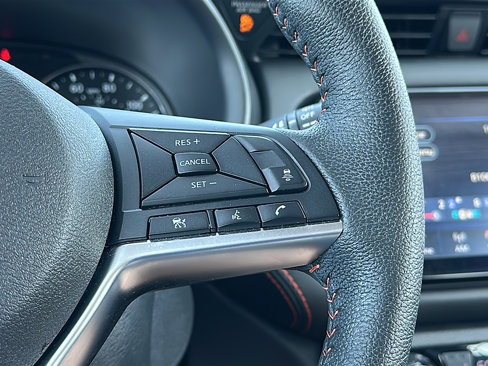 Used 2024 Nissan Kicks SR w/ SR Premium Package image 28