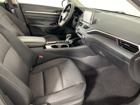 Used 2021 Nissan Altima 2.5 SV image 15