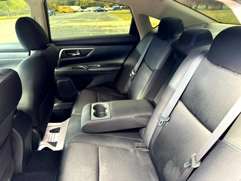 Used 2017 Nissan Altima 2.5 SR w/ Midnight Edition Package image 34