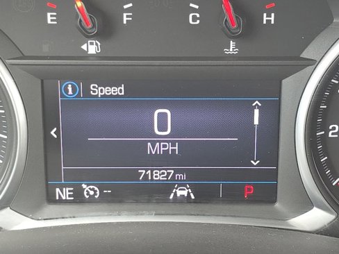 Used 2022 GMC Terrain SLE image 31