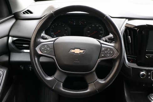 Used 2018 Chevrolet Traverse LT image 16