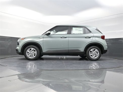 New 2025 Hyundai Venue SE image 32
