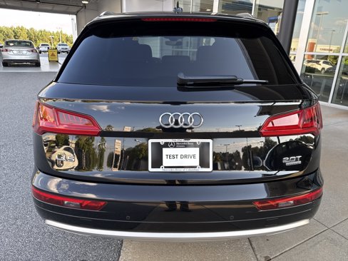 Used 2018 Audi Q5 Prestige w/ Prestige Package image 10