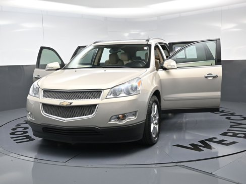 Used 2011 Chevrolet Traverse LTZ image 22