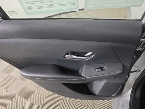 Used 2023 Nissan Sentra SV image 58
